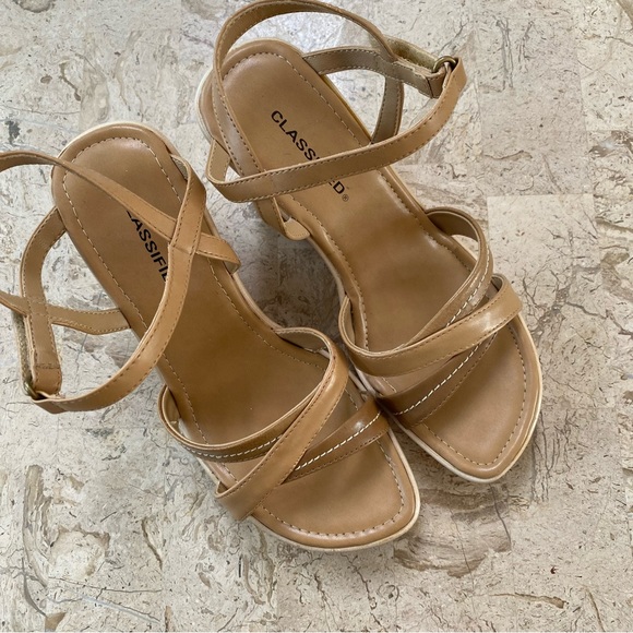 Elegant Sandal Platform Wedge Open Toe Straps Open Toe Classified Size 6 - Picture 2 of 10
